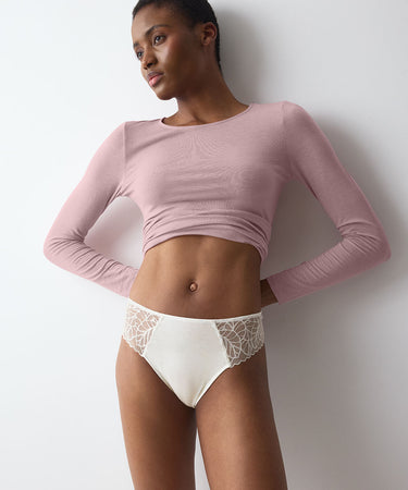 Pretty Modal - Tai - 00GZ SILK WHITE