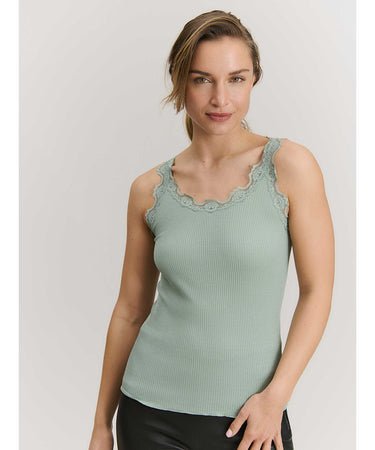 Babette - Top Regular W/Vintage Lace - 514 ICEBERG GREEN