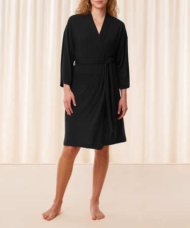 Aura Spotlight - Robe - 0004 BLACK