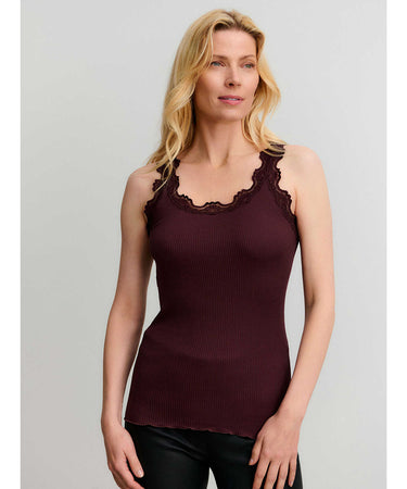Babette - Top Regular W/Vintage Lace - 820 FUDGE