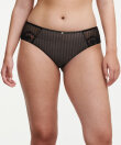 Chantelle - Cabaret Sauvage Revealing Shorty