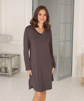 Lady Avenue - Bamboo long sleeve nightdress with l