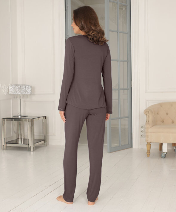 Lady Avenue - Bamboo long sleeve pyjamas with lace