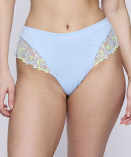 PrimaDonna - Deauville Luxury String