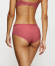 Triumph - Aura Spotlight Maxi