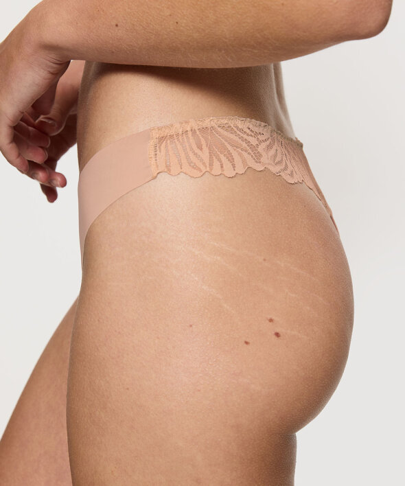 Triumph - Amourette String
