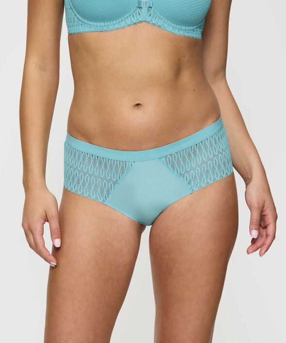 Triumph - Aura Spotlight Maxi