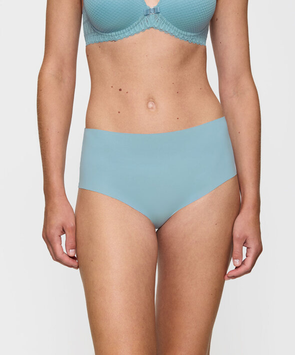 Triumph - Independent Maxi