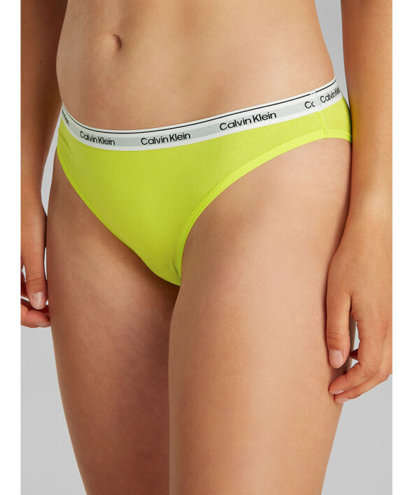 Calvin Klein - Modern Logo Brief