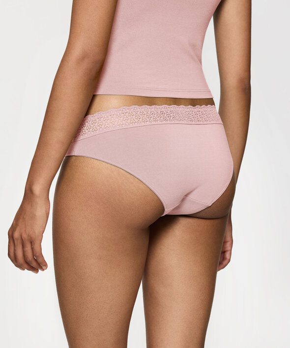 Triumph - Independent Hikini / Tai