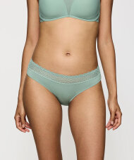 Triumph - Independent Hikini / Tai