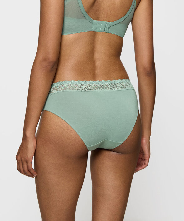 Triumph - Independent Hikini / Tai