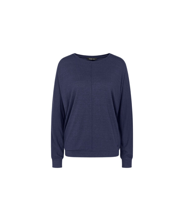 Triumph - Cozy Comfort Top