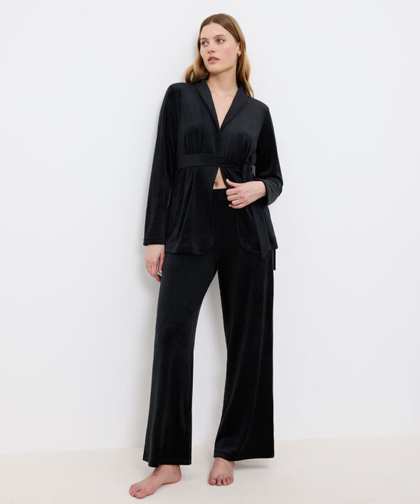 Triumph - No Global Segment Trousers