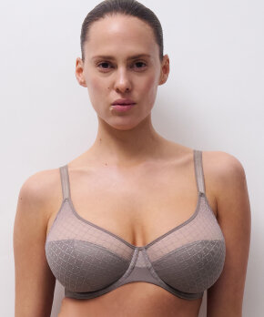 Chantelle - Norah Chic Covering Molded Bra