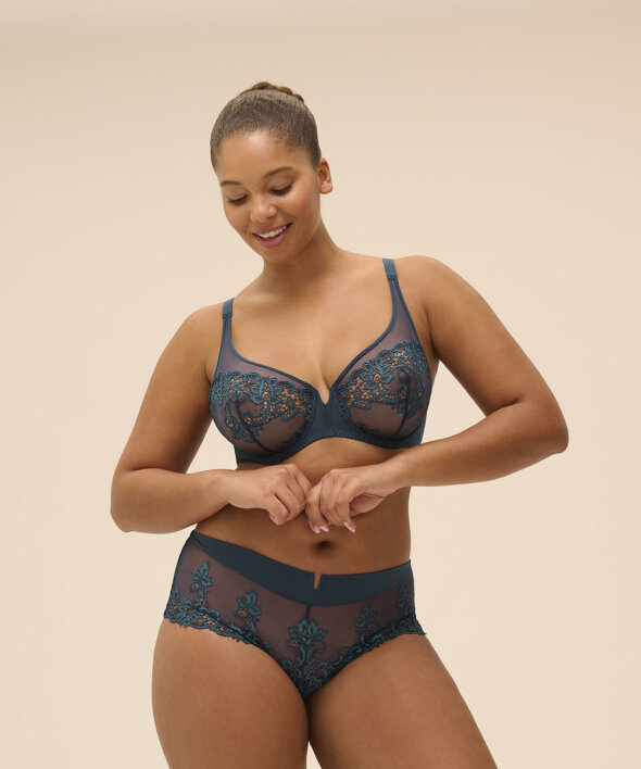 Simone Pérèle - Saga Shorty