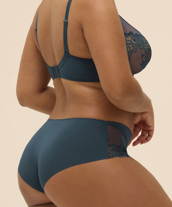 Simone Pérèle - Saga Shorty