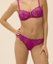 Simone Pérèle - Reve Brief