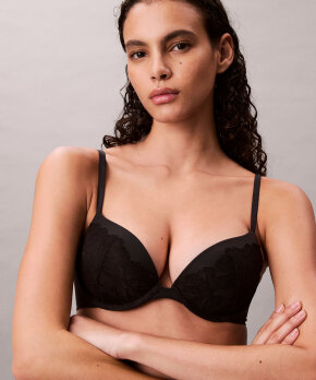 Calvin Klein - Perfectly Fit Lace Push Up Plunge