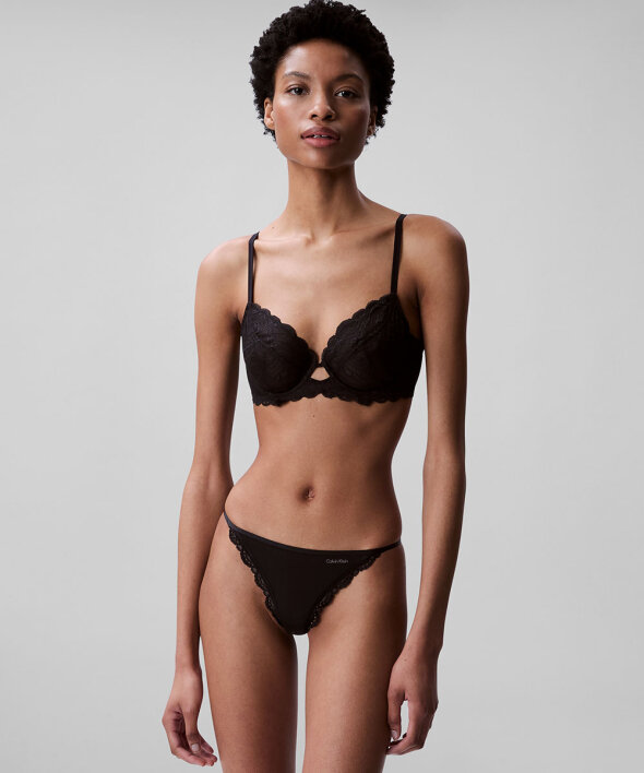 Calvin Klein - Sensual Stretch Lace Unlined Perfect Coverage