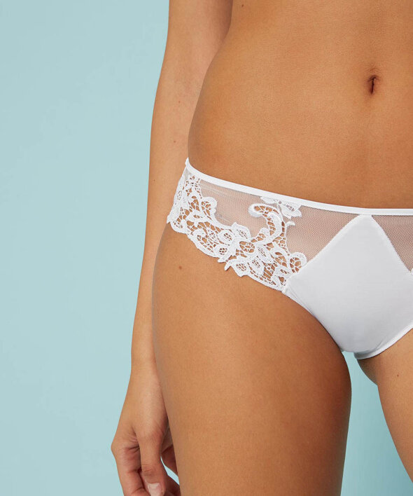 Simone Pérèle - Saga Brief