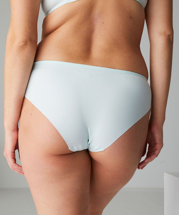 Simone Pérèle - Wish Brief