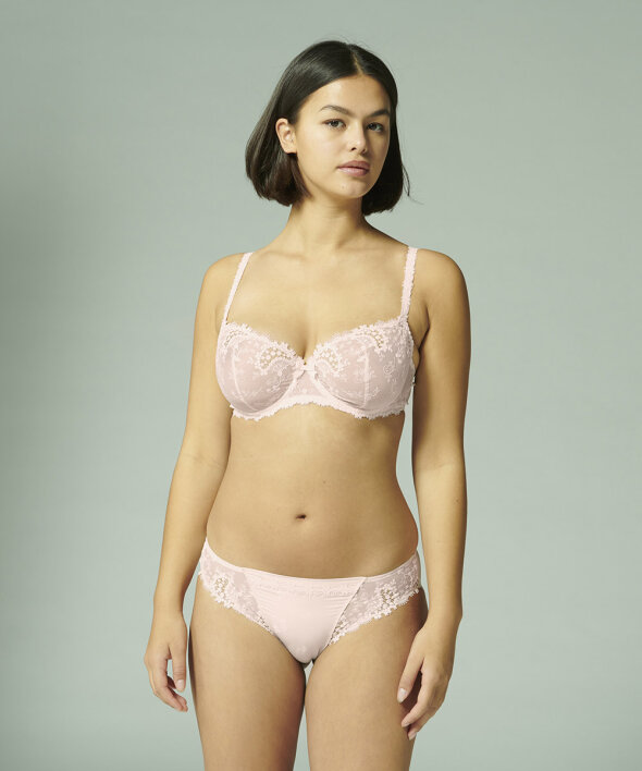 Simone Pérèle - Wish Brief