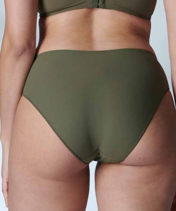 Simone Pérèle - Delice Brief