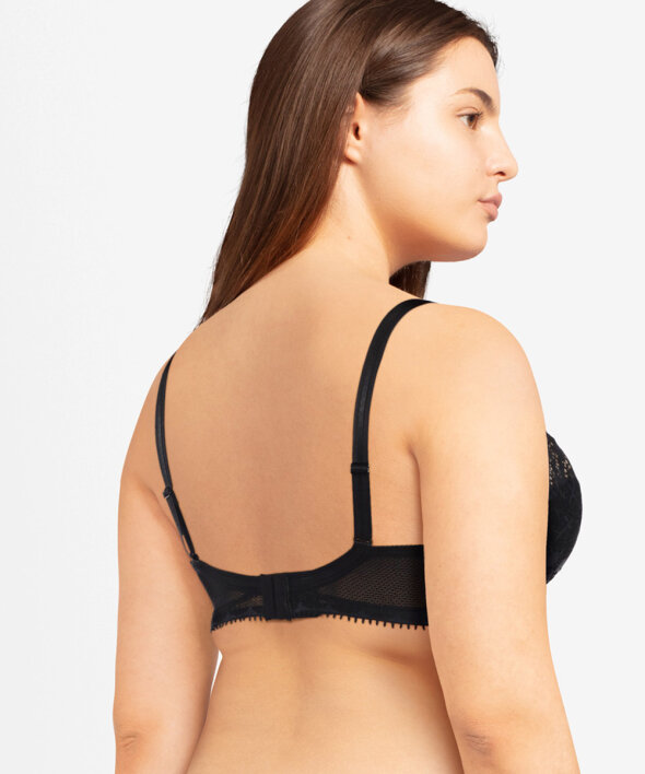 Chantelle - Day To Night Plunge Spacer Bra