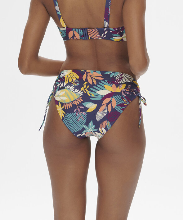 Simone Pérèle - Melia Retro brief