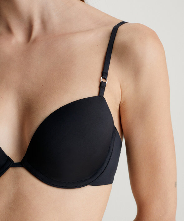 Calvin Klein - Sculpt Demi Bra